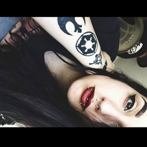 Meet your Posher, Alexus